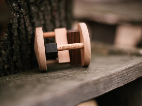 Drewniana Grzechotka Kwiczoł