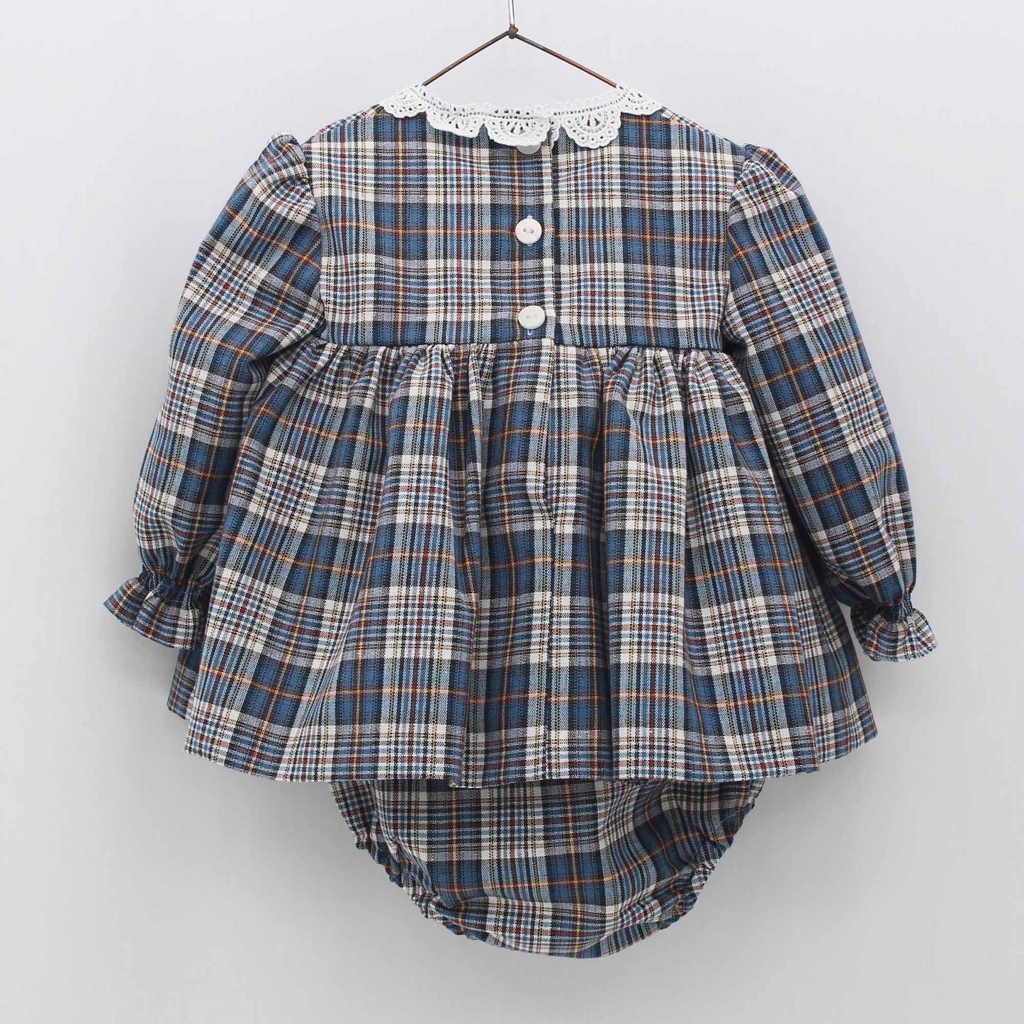 Sukienka dla dziewczynki w kratkę z kołnierzykiem